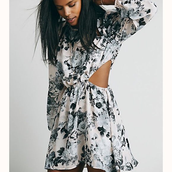 Floral Chiffon Cutout Dress - Picture 2 of 5